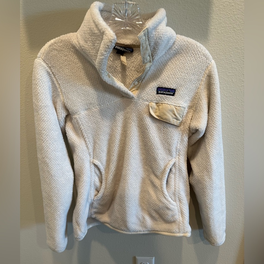 Super soft Patagonia sweatshirt!